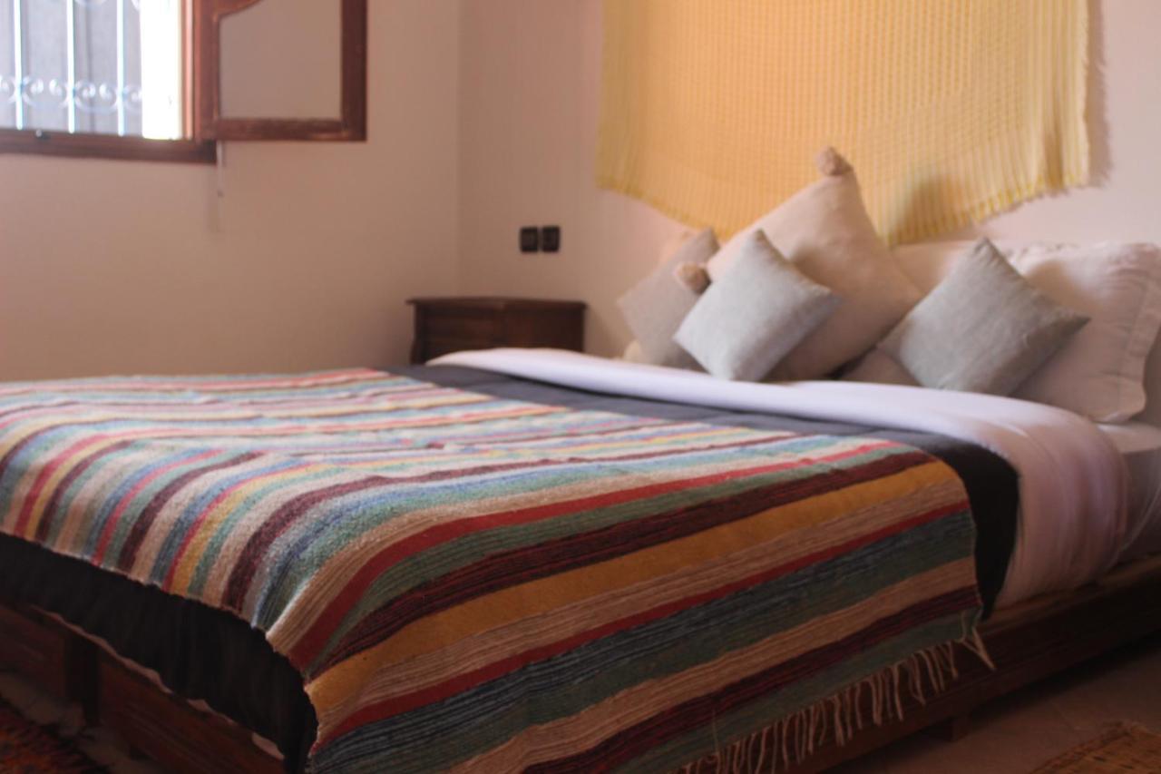 Tamraght White Hostel Екстер'єр фото
